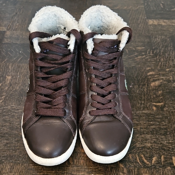 Lacoste High-Top Sneakers - Picture 2 of 6